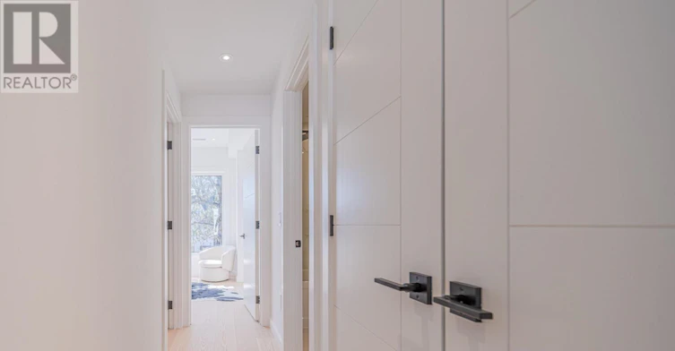 UPPER-40 Morningside Avenue, Toronto, ON, M6S 1C4 - 19