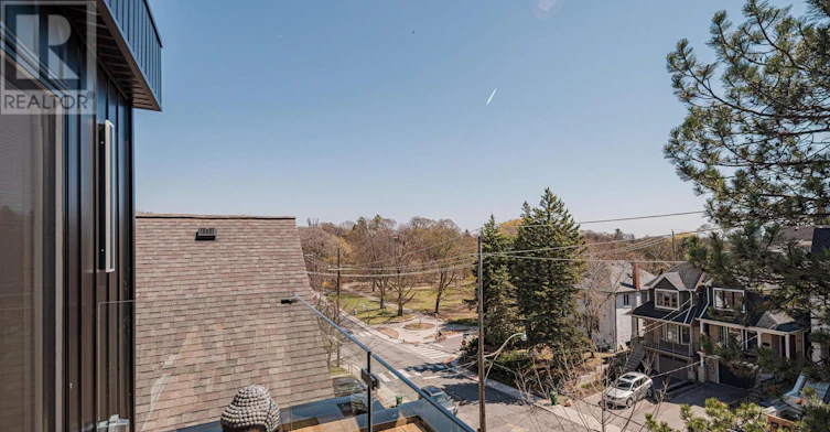 UPPER-40 Morningside Avenue, Toronto, ON, M6S 1C4 - 30