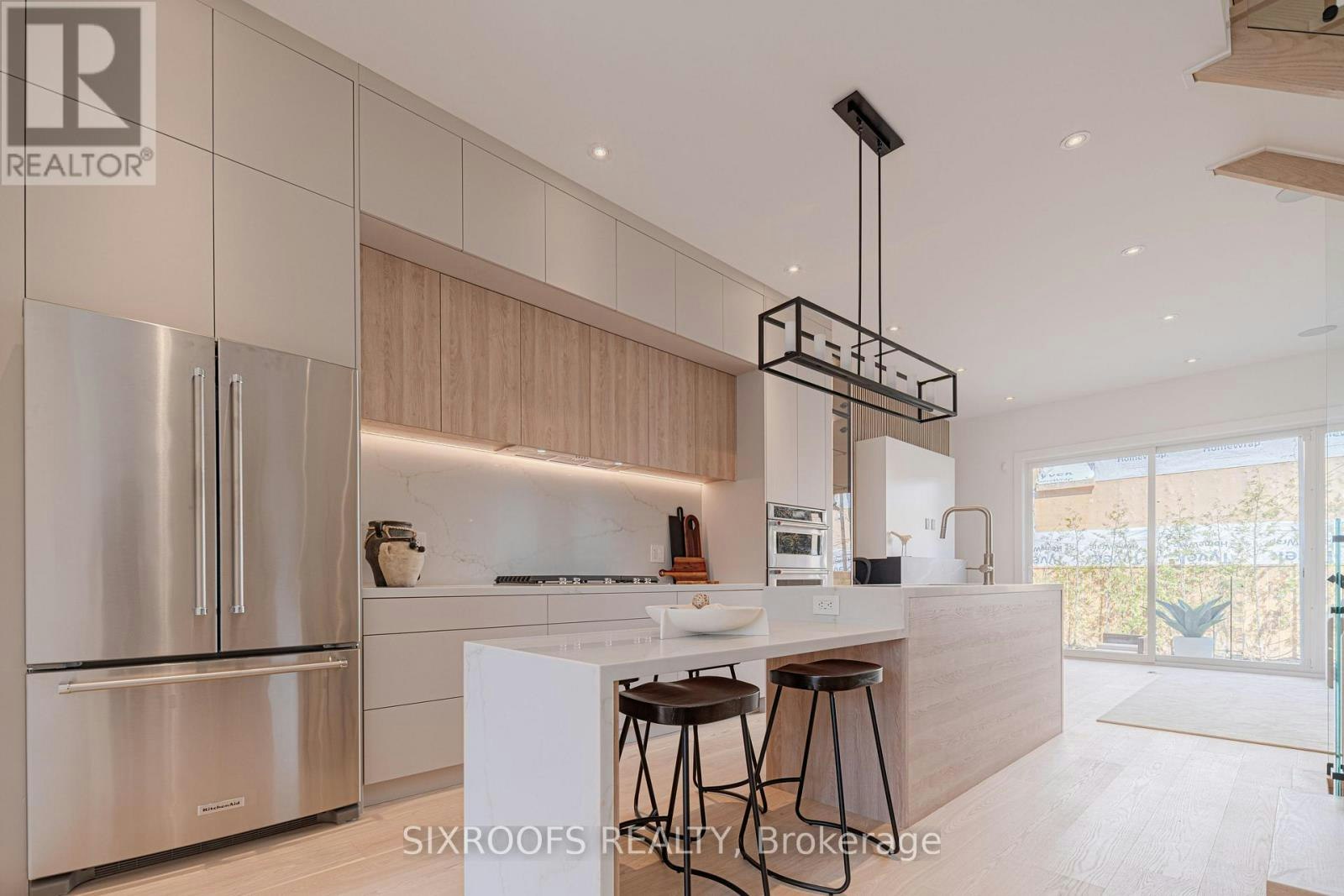 UPPER-40 Morningside Avenue, Toronto, ON, M6S 1C4 - 10