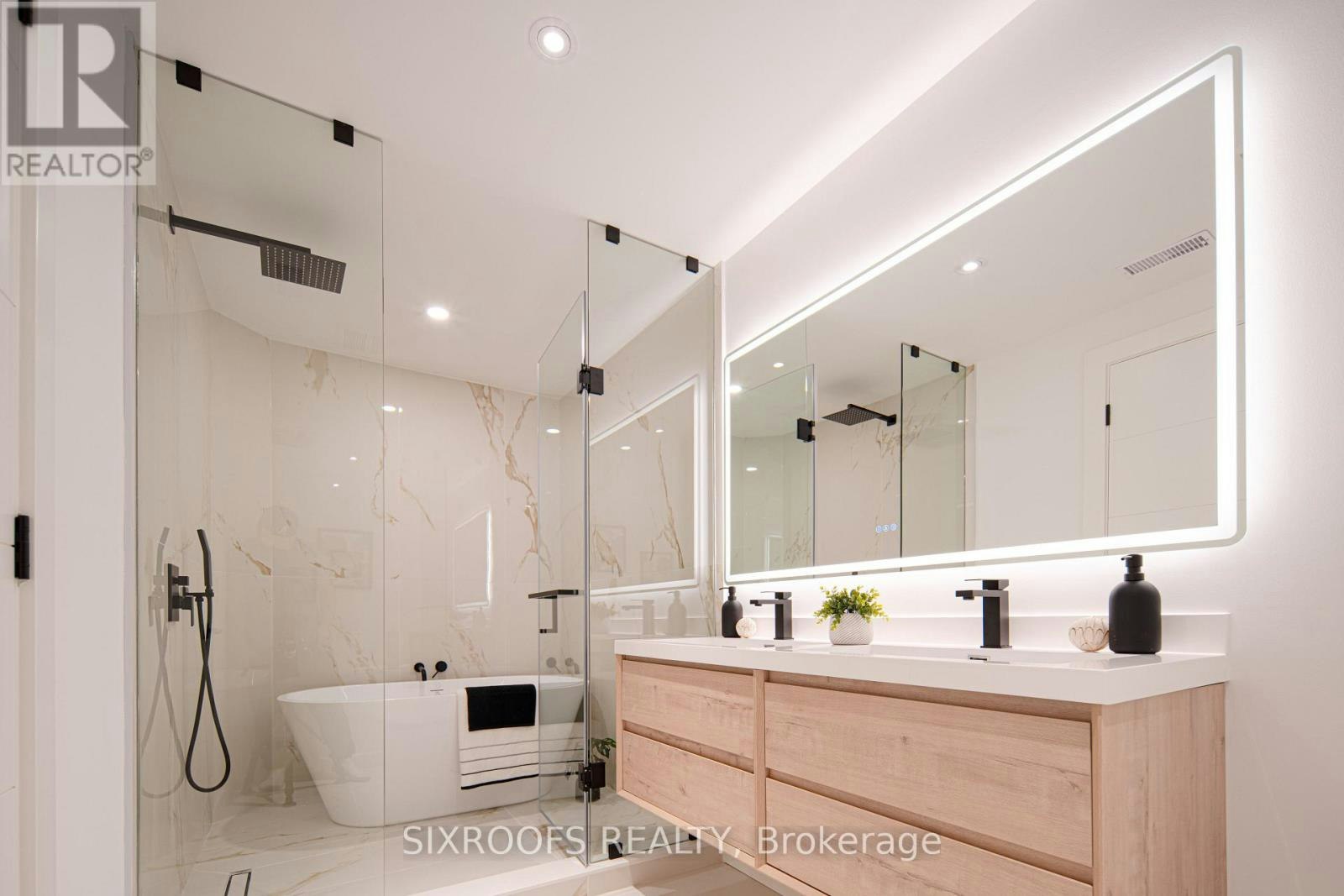 UPPER-40 Morningside Avenue, Toronto, ON, M6S 1C4 - 17