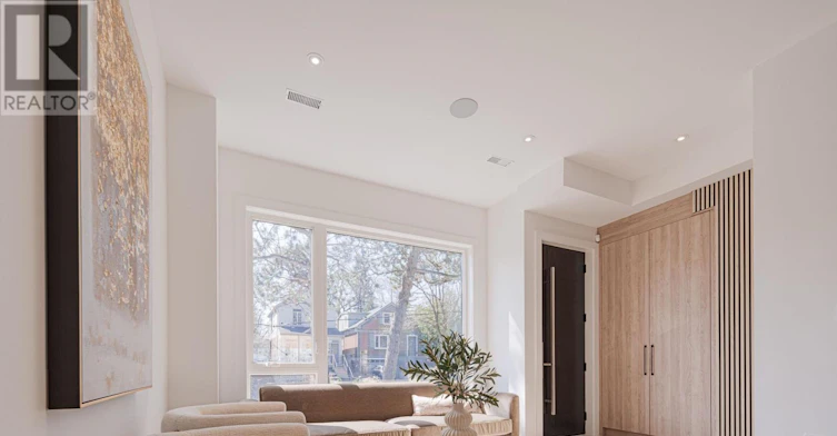 UPPER-40 Morningside Avenue, Toronto, ON, M6S 1C4 - 3