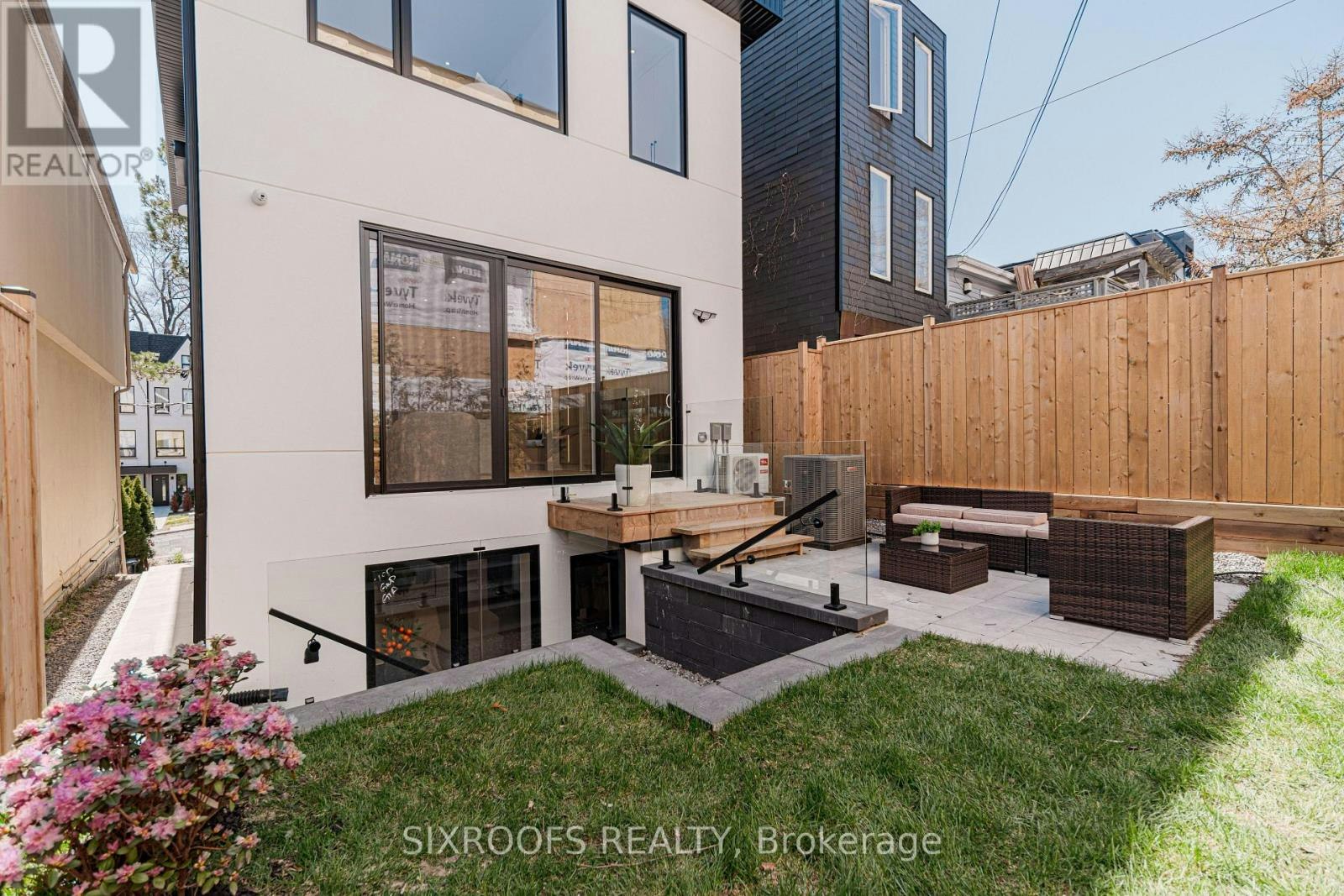 UPPER-40 Morningside Avenue, Toronto, ON, M6S 1C4 - 34