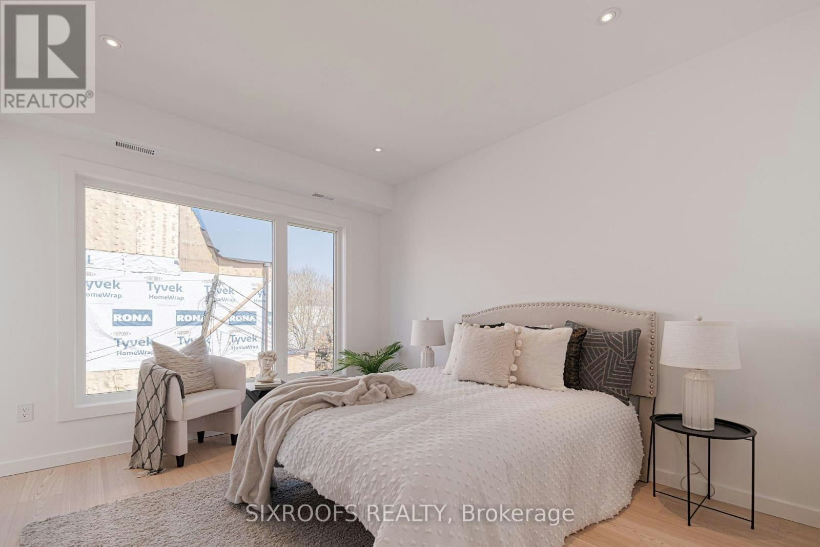 UPPER-40 Morningside Avenue, Toronto, ON, M6S 1C4 - 16