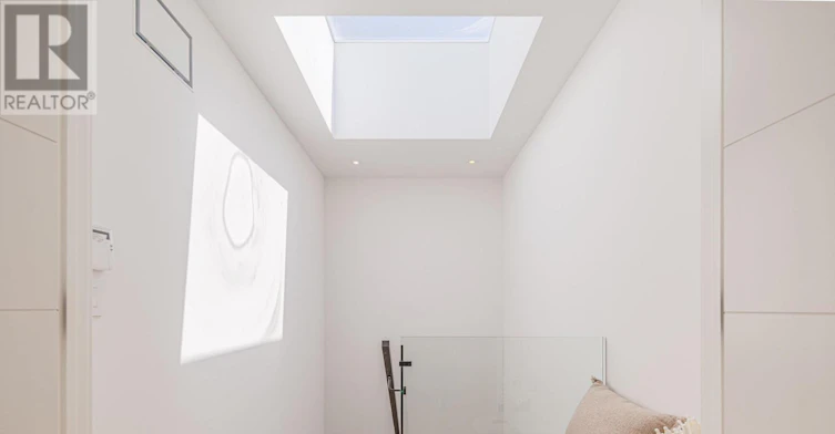 UPPER-40 Morningside Avenue, Toronto, ON, M6S 1C4 - 23