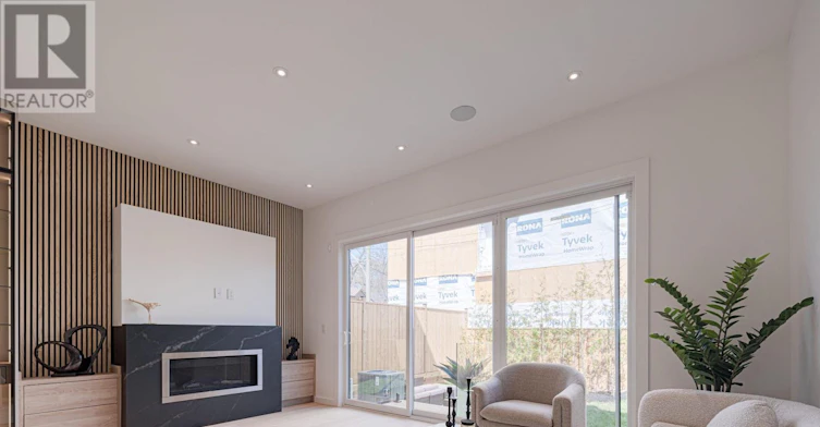 UPPER-40 Morningside Avenue, Toronto, ON, M6S 1C4 - 15
