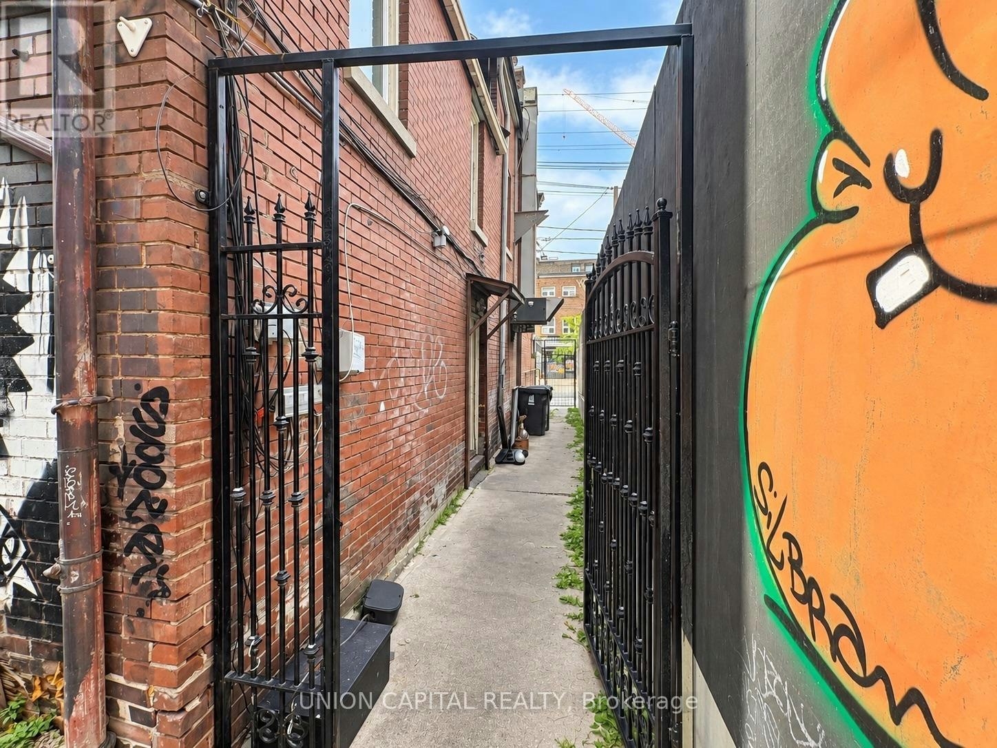 2ND FL-459 Queen Street W, Toronto, ON, M5V 2A9 - 13