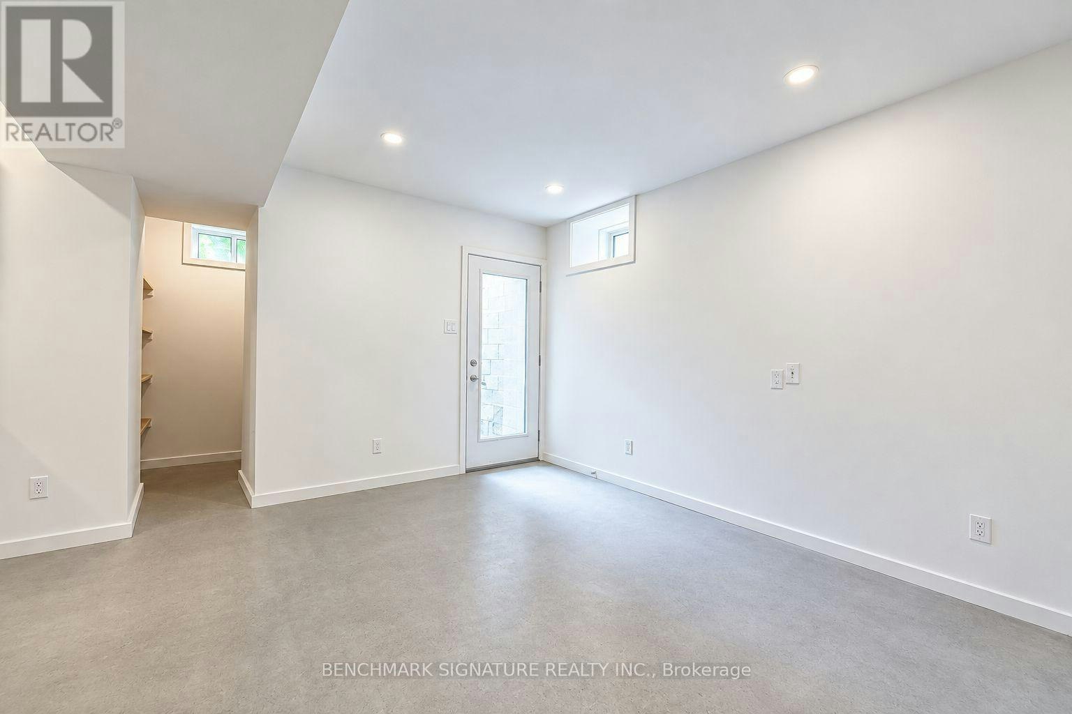 LOWER-301 Euclid Avenue, Toronto, ON, M6J 2K1 - 14