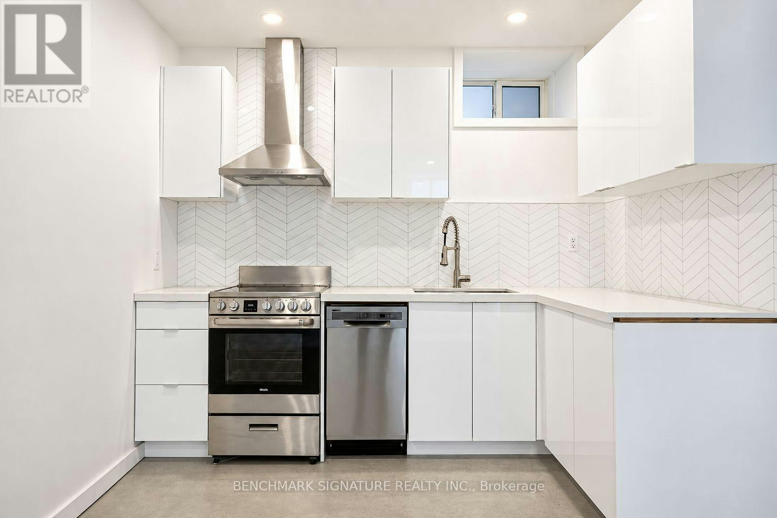 LOWER-301 Euclid Avenue, Toronto, ON, M6J 2K1 - 11