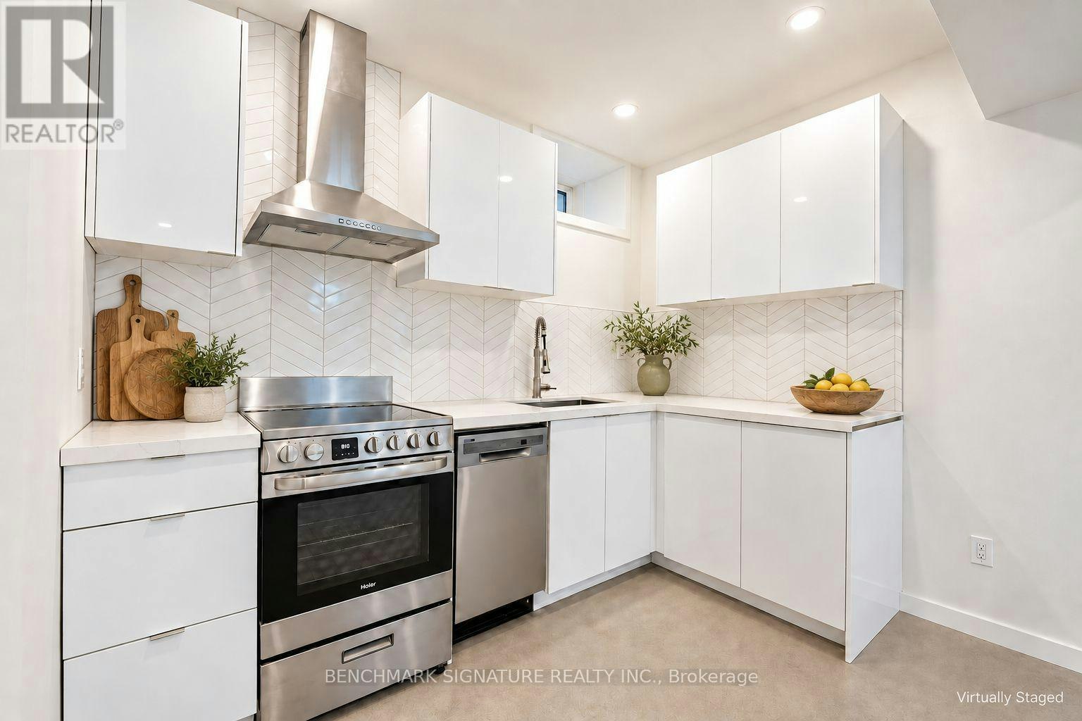 LOWER-301 Euclid Avenue, Toronto, ON, M6J 2K1 - 2
