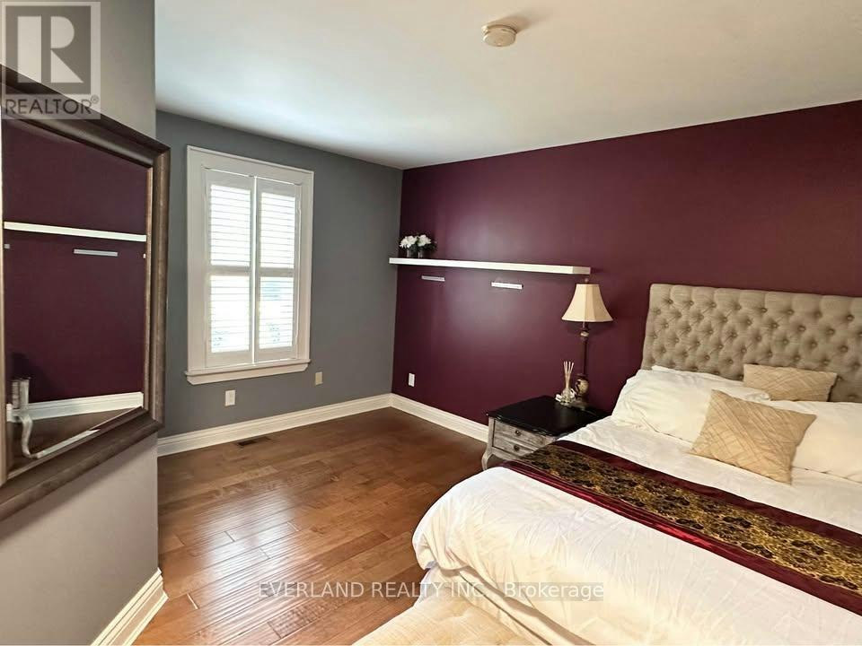 ENSUITE ROOM-3369 St Paul Avenue, Niagara Falls, ON, L2J 2M3 - 15
