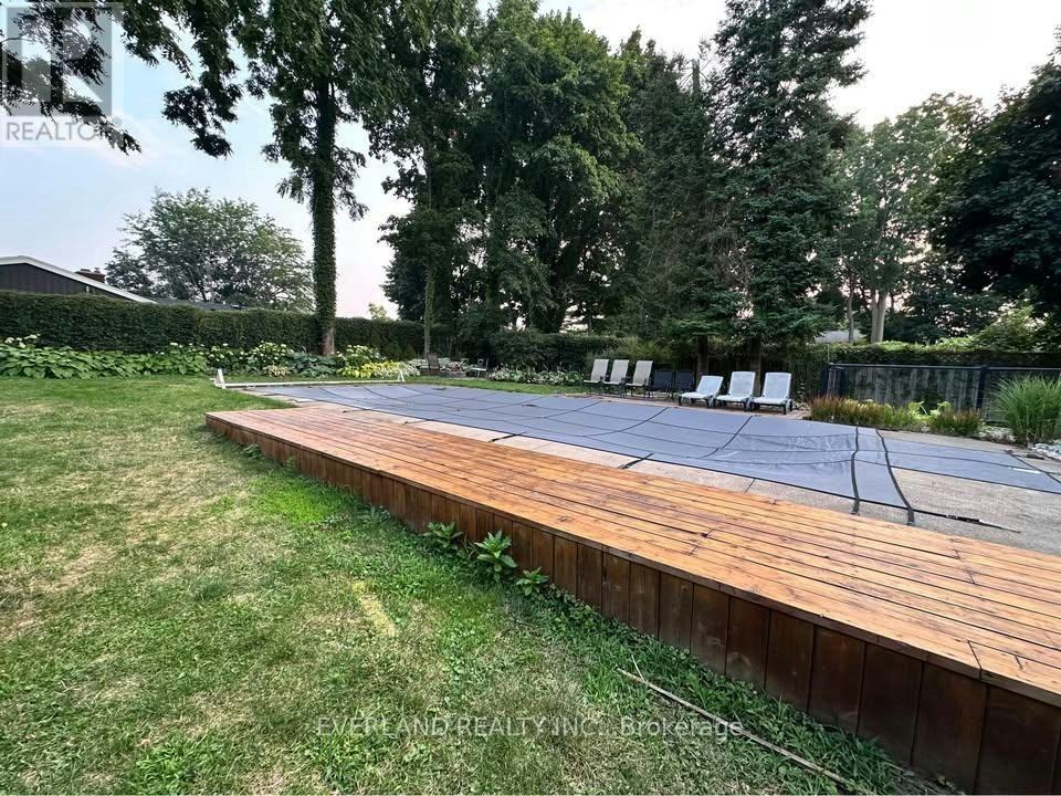 ENSUITE ROOM-3369 St Paul Avenue, Niagara Falls, ON, L2J 2M3 - 16