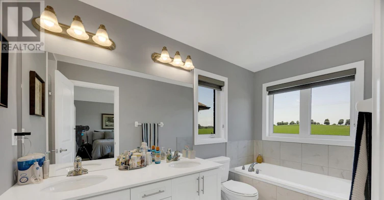 892 Sobeski Avenue, Woodstock, ON, N4T 0P2 - 25