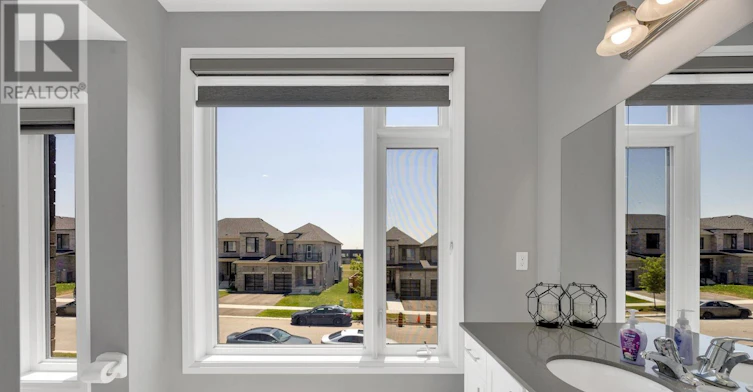 892 Sobeski Avenue, Woodstock, ON, N4T 0P2 - 35