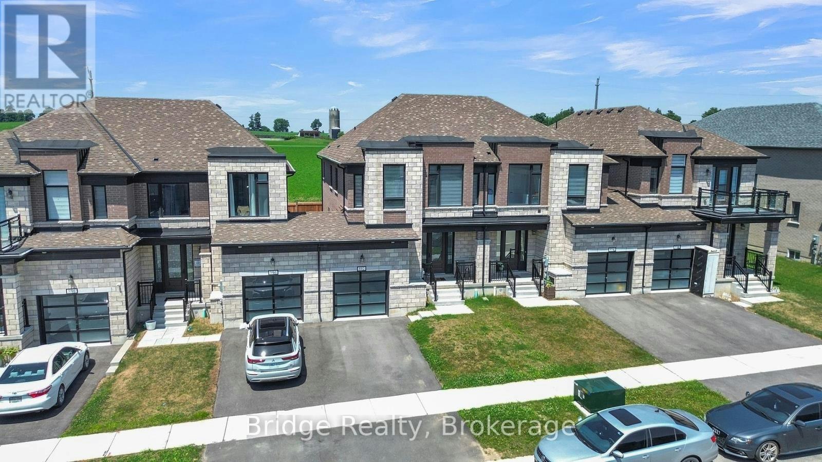 892 Sobeski Avenue, Woodstock, ON, N4T 0P2 - 2