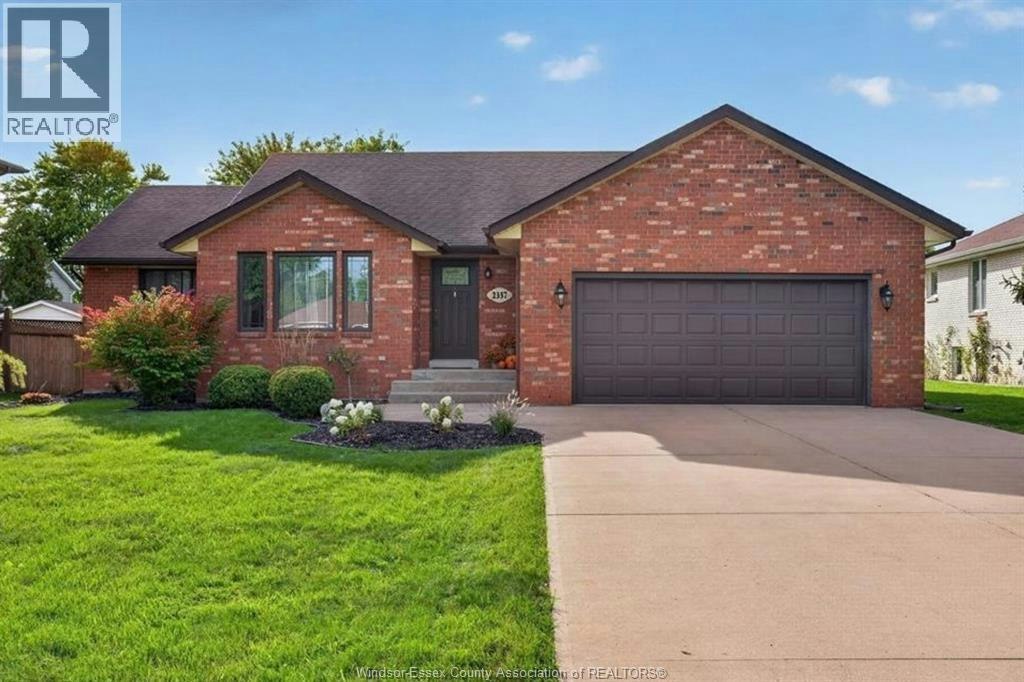 2357 Docherty Drive, Tecumseh, ON, N8N 4R1