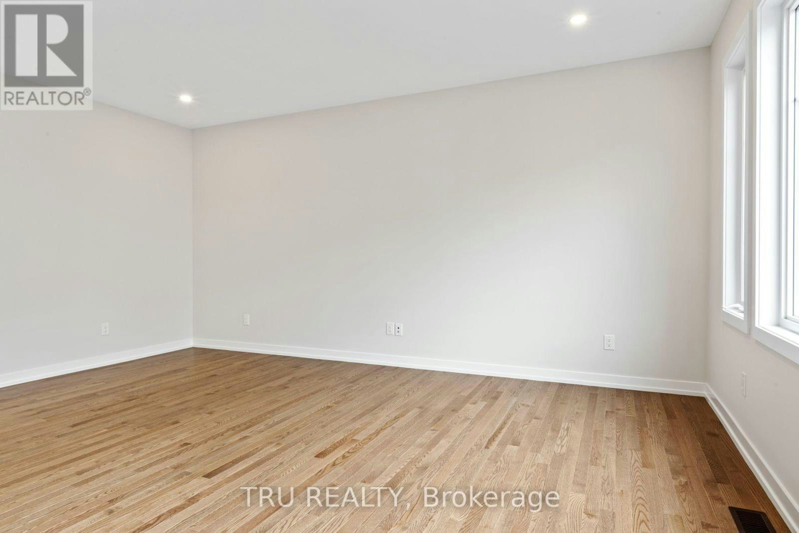 77 Hackamore Crescent, Ottawa, ON, K0A 2Z0 - 12