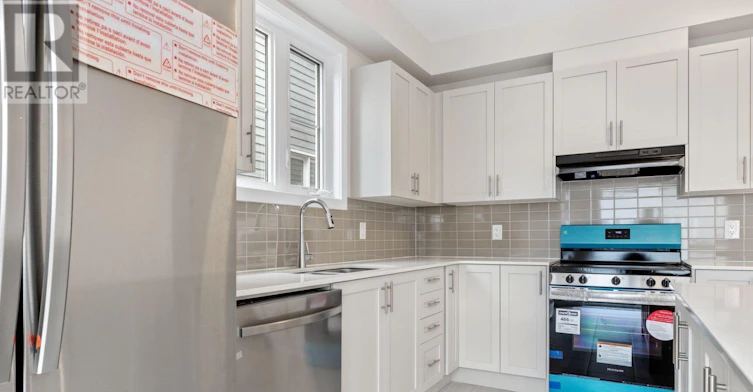77 Hackamore Crescent, Ottawa, ON, K0A 2Z0 - 11