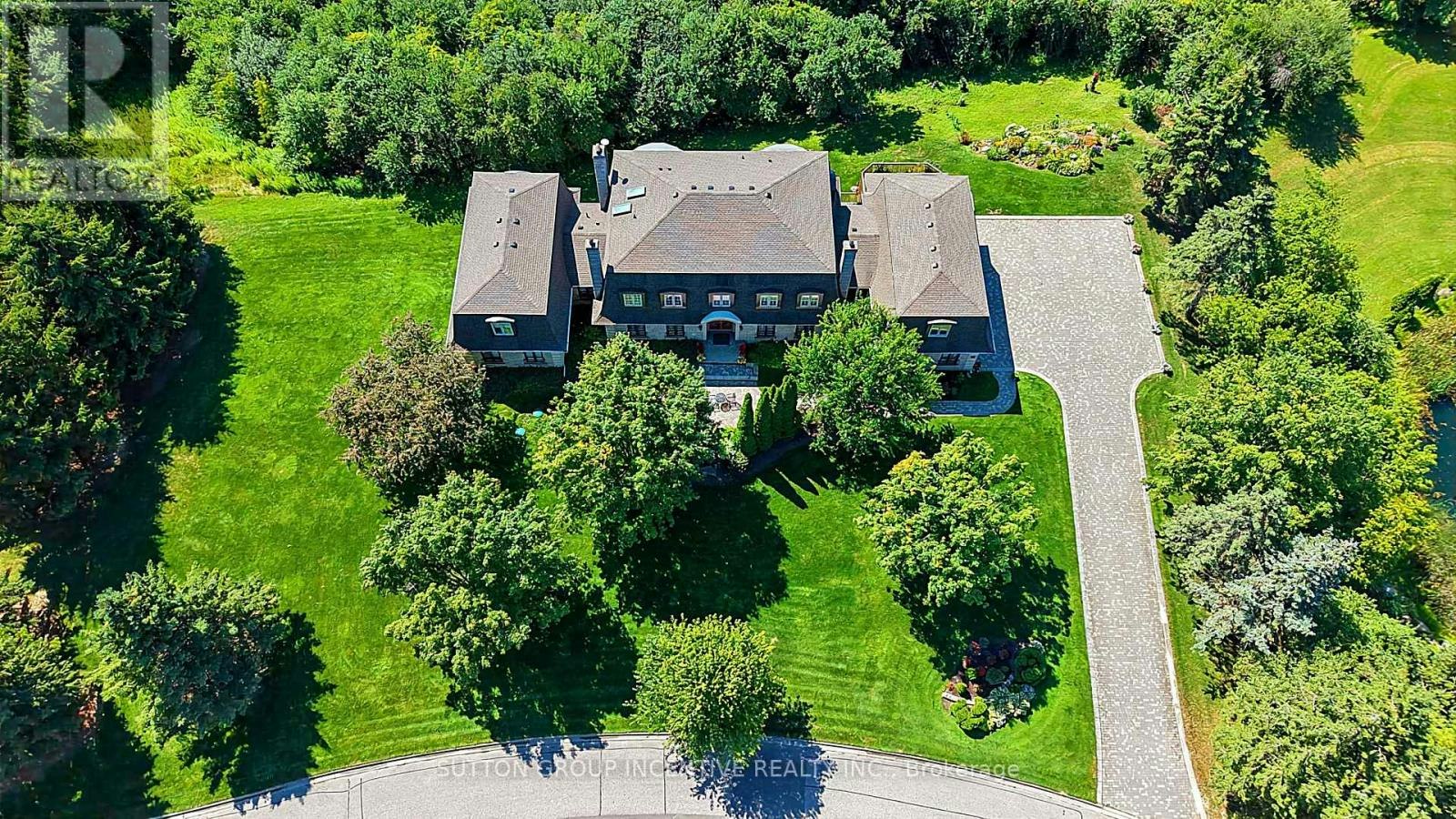 25 Bovair Trail, Aurora, ON, L4G 7C8