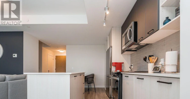 723-2300 St. Clair Avenue W, Toronto, ON, M6N 1K8 - 17
