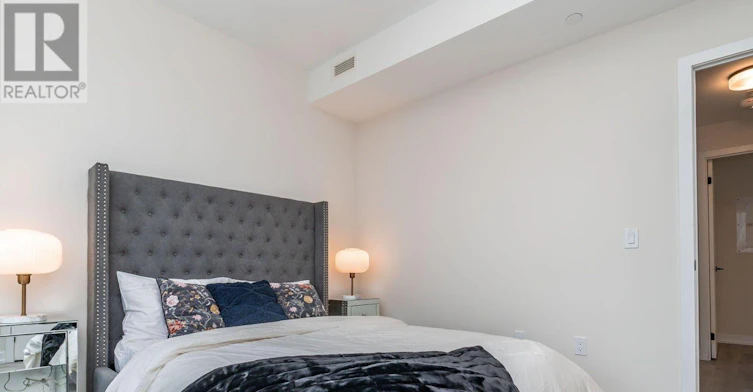 723-2300 St. Clair Avenue W, Toronto, ON, M6N 1K8 - 24