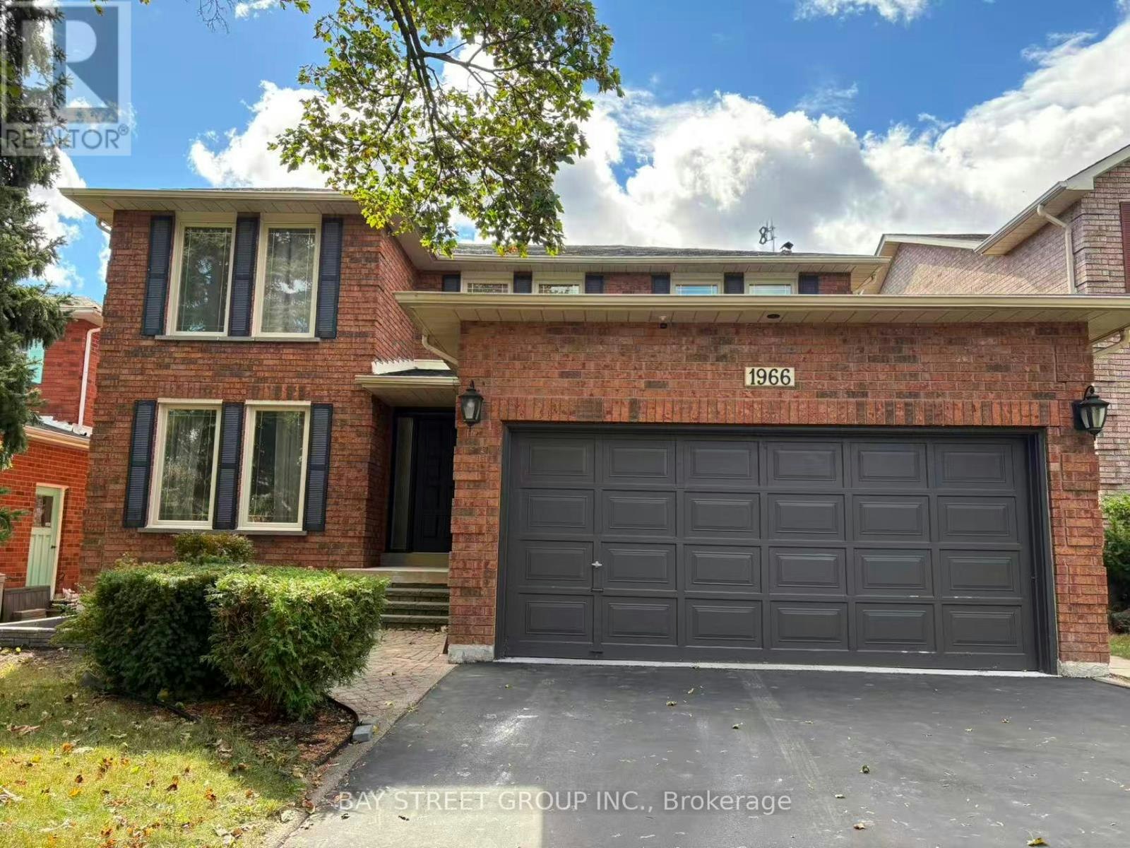 BSMT-2-1966 Kempton Park Drive, Mississauga, ON, L5M 2Z7