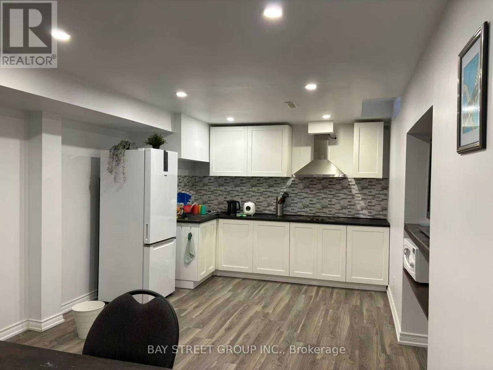 BSMT-2-1966 Kempton Park Drive, Mississauga, ON, L5M 2Z7 5