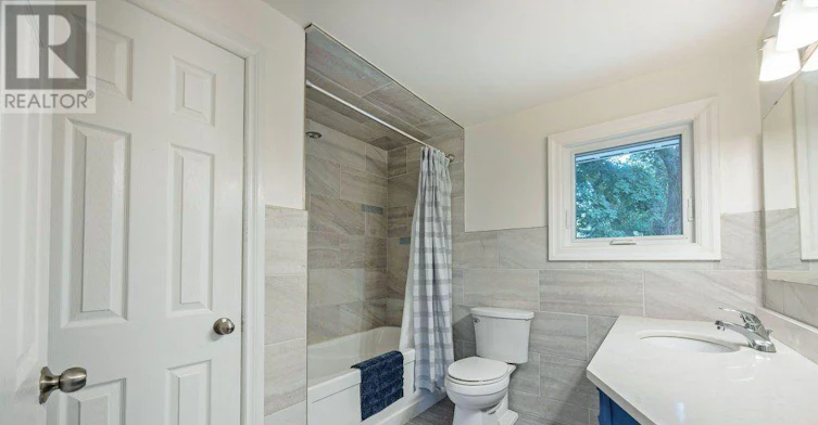 1245 Victoria Drive, London, ON, N5Y 4E3 - 6
