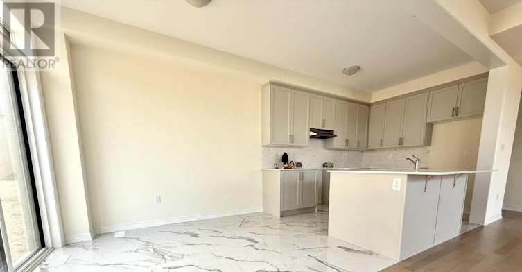 45 Arnold Circle, Brampton, ON, L7A 5M2 - 6