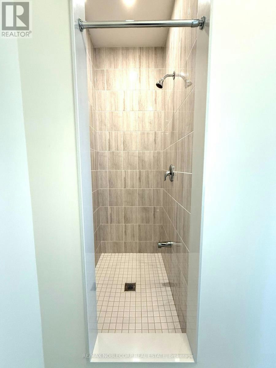 45 Arnold Circle, Brampton, ON, L7A 5M2 - 16