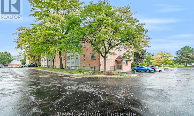 47-56 Hiawatha Road