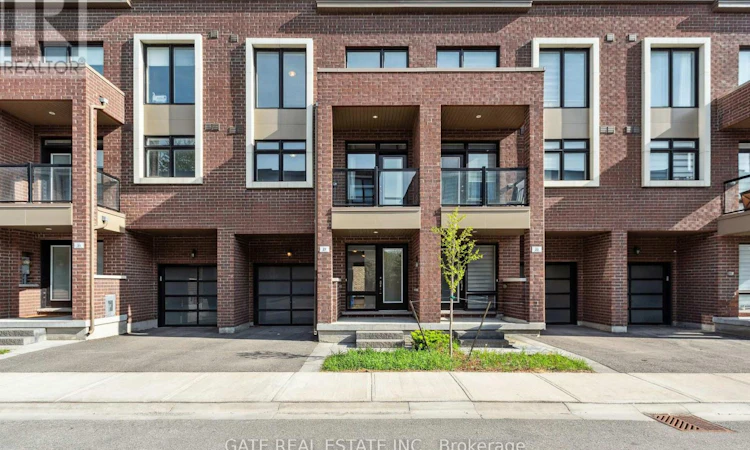 27 Moneypenny Place