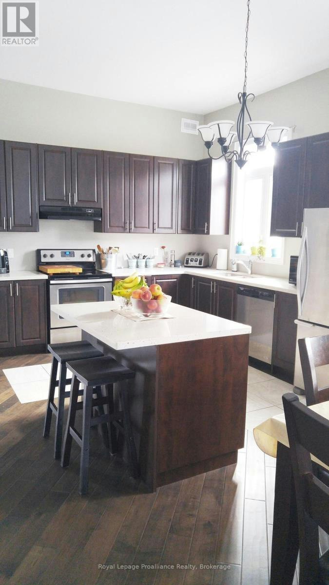 10 Lockside Drive, Peterborough, ON, K9J 8T1 - 5