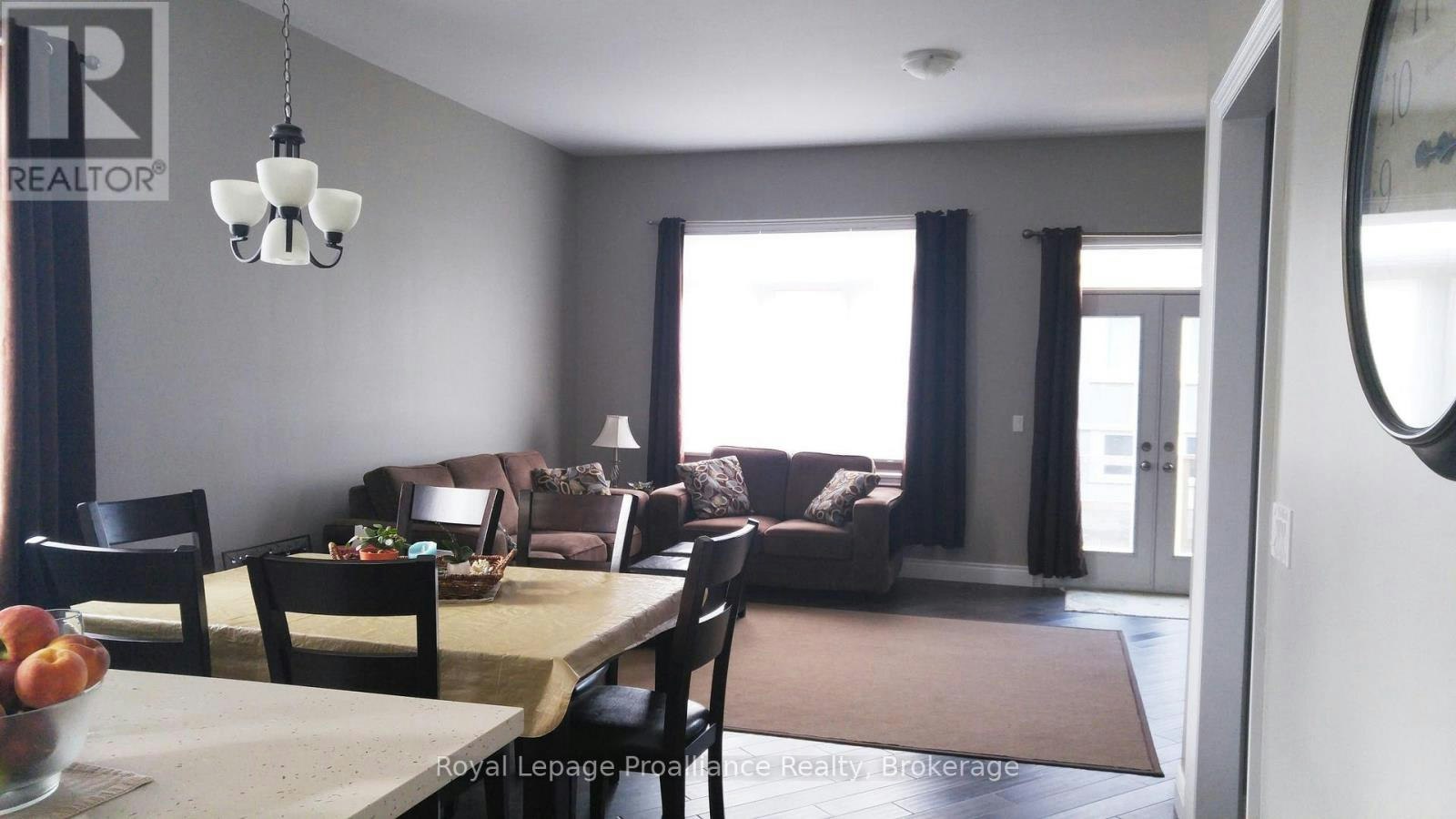 10 Lockside Drive, Peterborough, ON, K9J 8T1 - 7