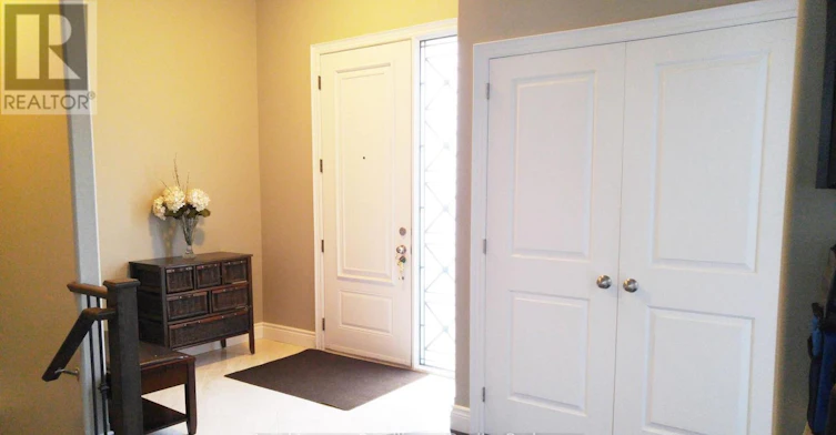 10 Lockside Drive, Peterborough, ON, K9J 8T1 - 3