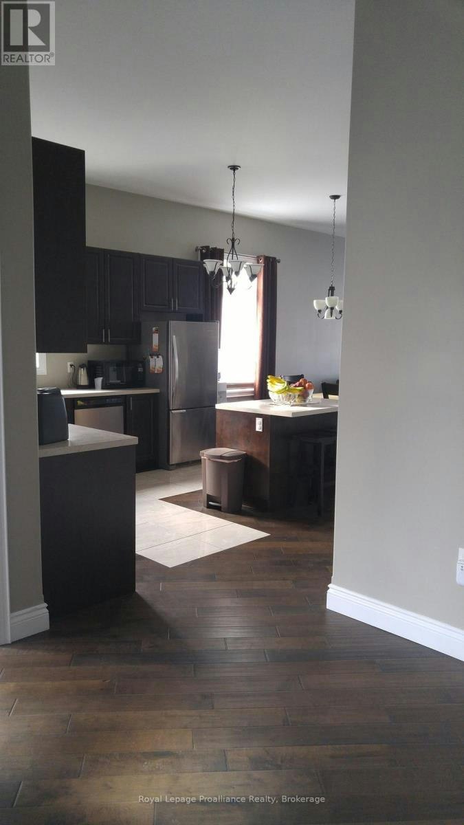 10 Lockside Drive, Peterborough, ON, K9J 8T1 - 6