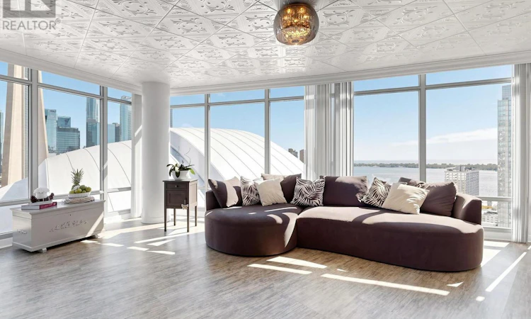 2815-81 Navy Wharf Court
