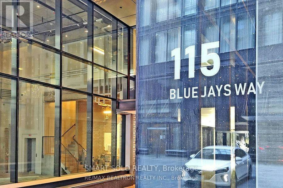 601-115 Blue Jays Way, Toronto, ON, M5V 3T3 - 3