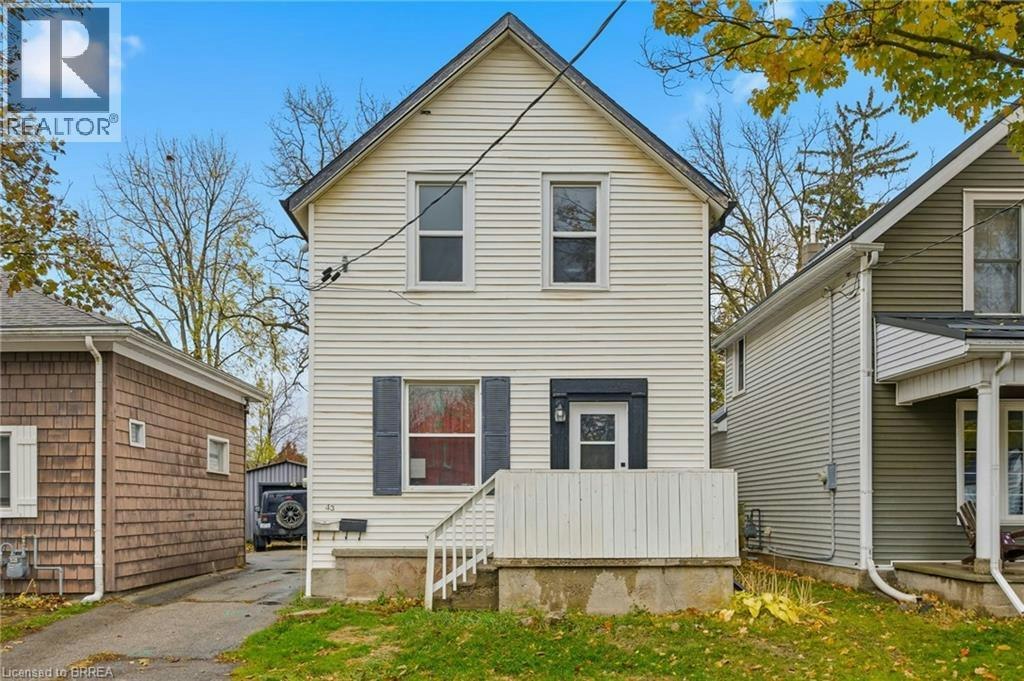 43 Richardson Street, Brantford, ON, N3T 1H7