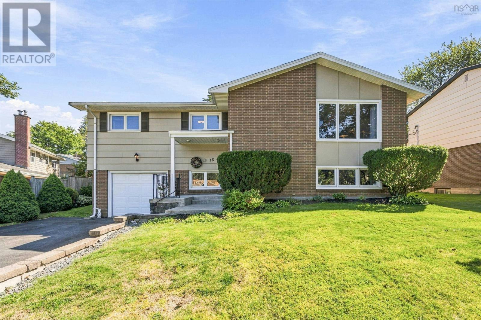 18 Northcliffe Lane, Halifax, NS, B3M 2Z6