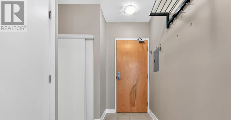 201-360 Cumberland Street, Ottawa, ON, K1N 0B1 - 3