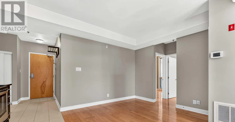 201-360 Cumberland Street, Ottawa, ON, K1N 0B1 - 11