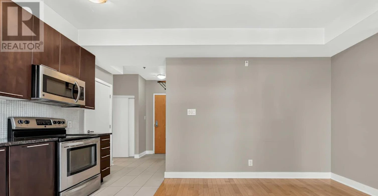 201-360 Cumberland Street, Ottawa, ON, K1N 0B1 - 6