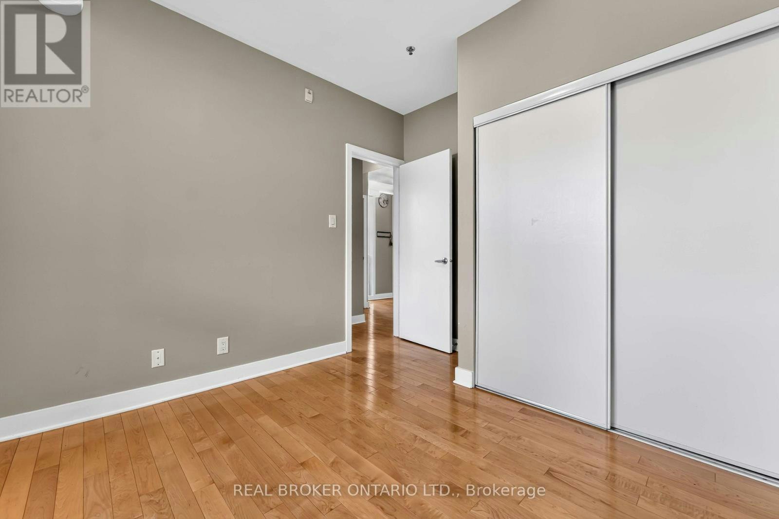 201-360 Cumberland Street, Ottawa, ON, K1N 0B1 - 15