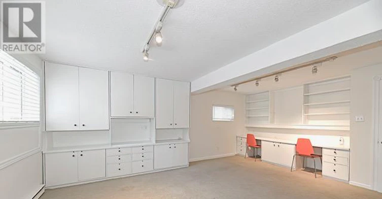 88 Carmichael Avenue, Toronto, ON, M5M 2W9 - 17