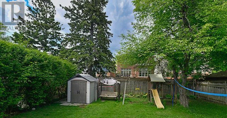 88 Carmichael Avenue, Toronto, ON, M5M 2W9 - 25