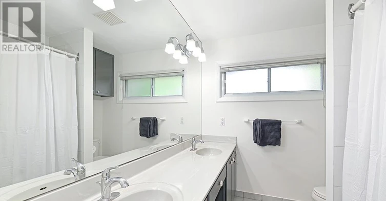 88 Carmichael Avenue, Toronto, ON, M5M 2W9 - 15