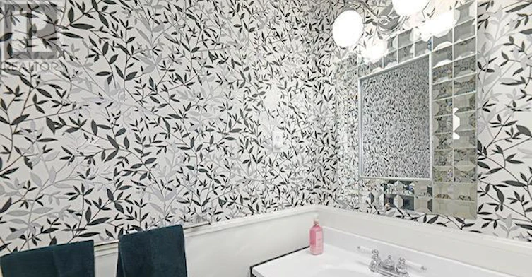 88 Carmichael Avenue, Toronto, ON, M5M 2W9 - 16