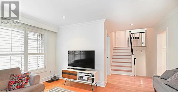 88 Carmichael Avenue, Toronto, ON, M5M 2W9 - 11