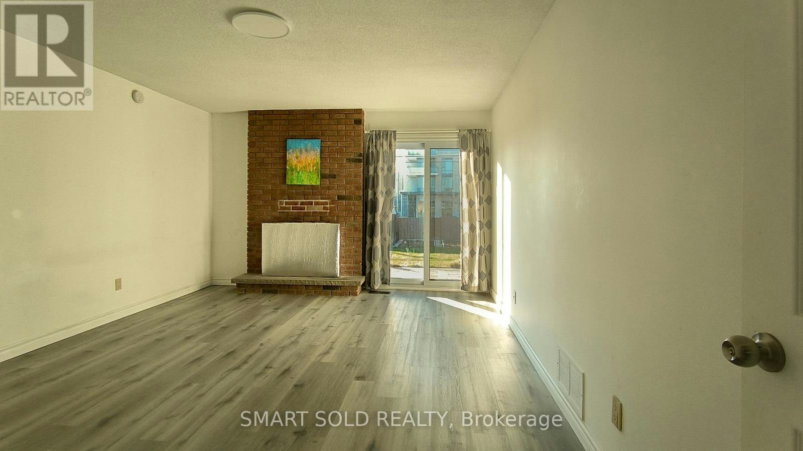 GROUND-41 Hickorynut Drive, Toronto, ON, M2J 4W6