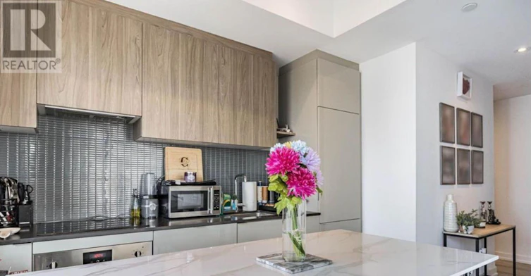 2103-161 Roehampton Avenue, Toronto, ON, M4P 0C8 - 13